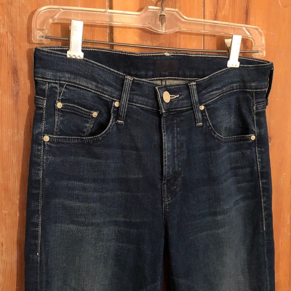 Cropped Mid-Wash Jeans - Picture 3 of 5